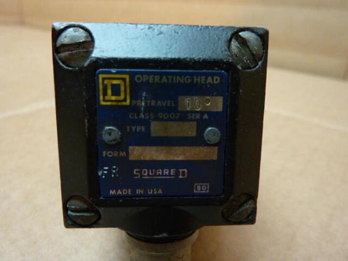 Used SQUARE D Limit Switch 9007AEQ2699 #27060