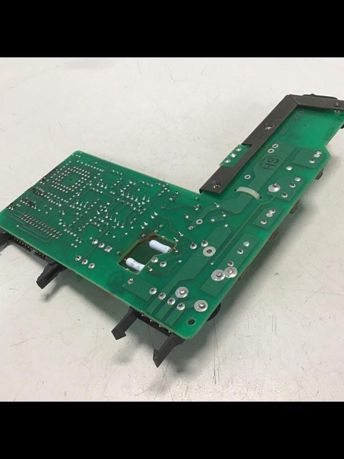 Used GAMMAFLUX Hot Runner Output Board GA-100-F-00 Used