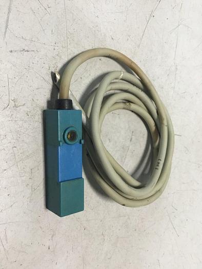 Used YAMATAKE Proximity Switch FL2-4A6H #128261