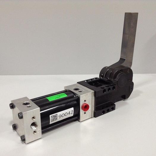 Used DESTACO Pneumatic Hold Down Clamp 99MAL-X27M-90-97-22-DS #90042