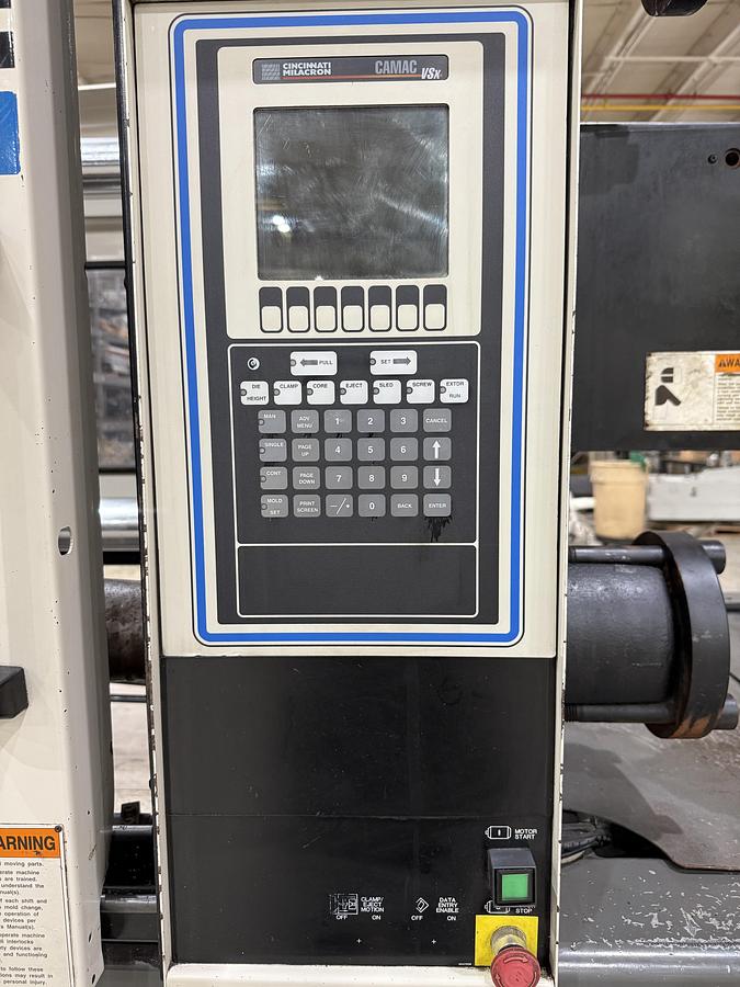 Used CINCINNATI MILACRON VT 300-29
