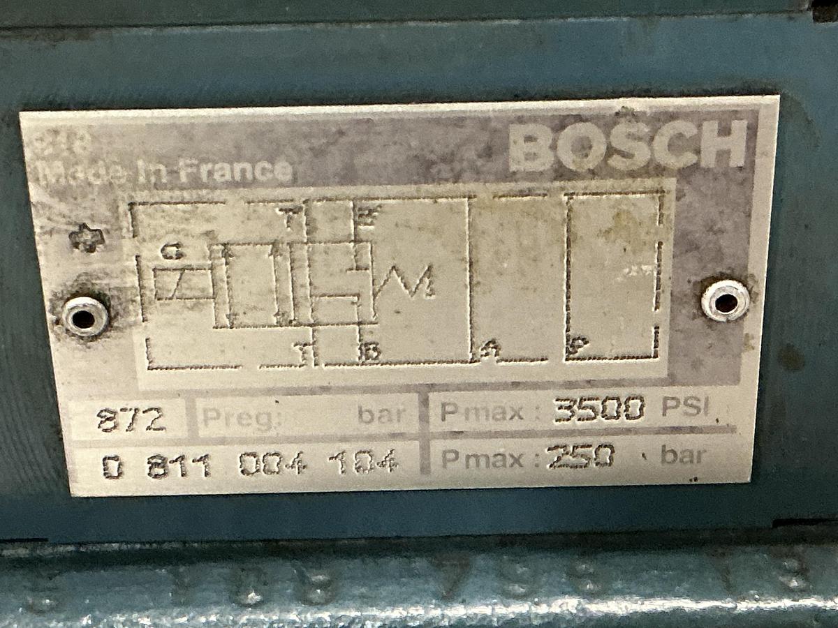Used BOSCH 0 811 404 608