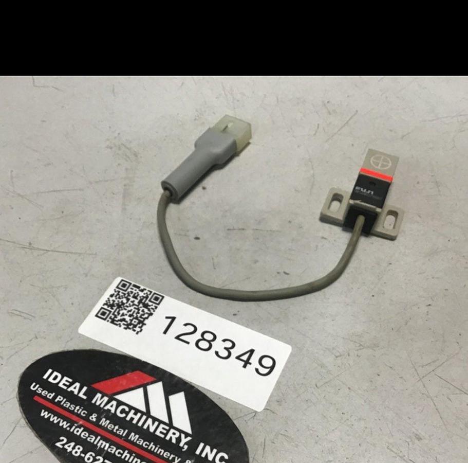 Used FUJI ELECTRIC Proximity Switch PE-B4D3 USED