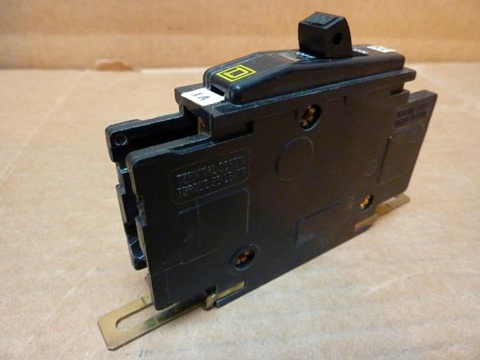 Used SQUARE D 10 Amp Circuit Breaker QOU110 Used