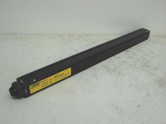 Used BANNER ENGINEERING Light Curtain Emitter MSE2024 #6654