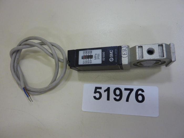 Used SMC Pressure Switch IS1000 #104762