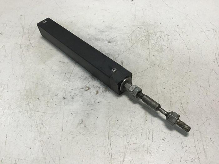 Used TRANSDUCERS DIRECT Linear Transducer TD390-5-4-W #141101