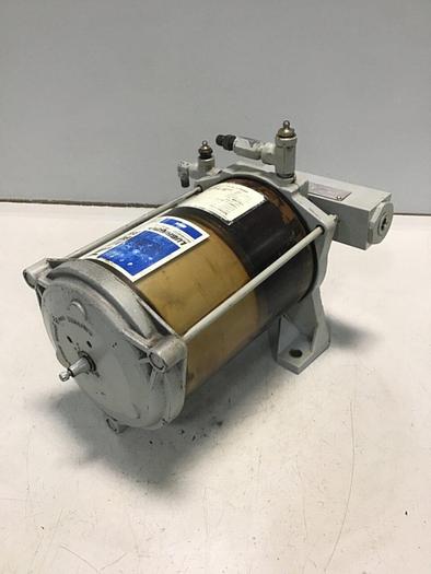 Used LUBRIQUIP TRABON Lubricator 521-300-180 #138166