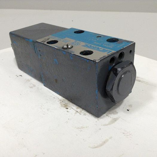 Used VICKERS Valves DG4V-3-2AL-M-U-HL7-60 #89879