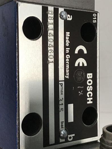 Used BOSCH 4-Way Solenoid Directional Servo Valve 0 811 404 601 USED