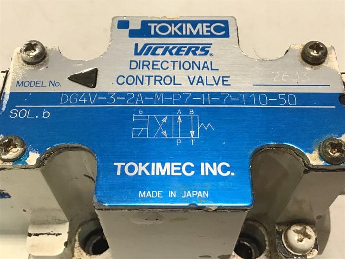 Used VICKERS Valve DG4V-3-2A-M-P7-H-7-T10-50 #134412