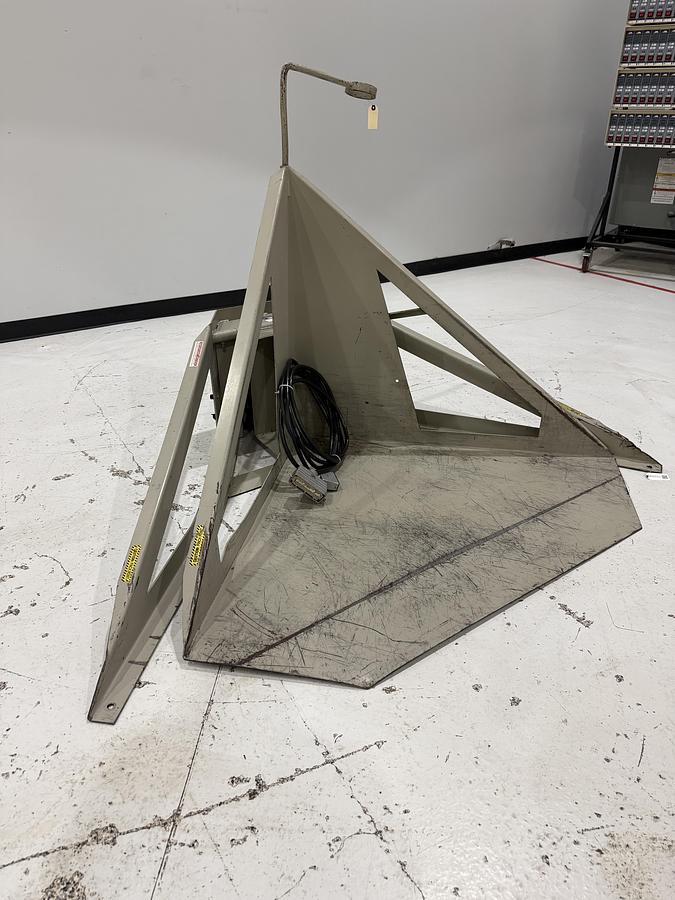 Used CONAIR FRANKLIN Gaylord Box Tilt Table Tipper USED