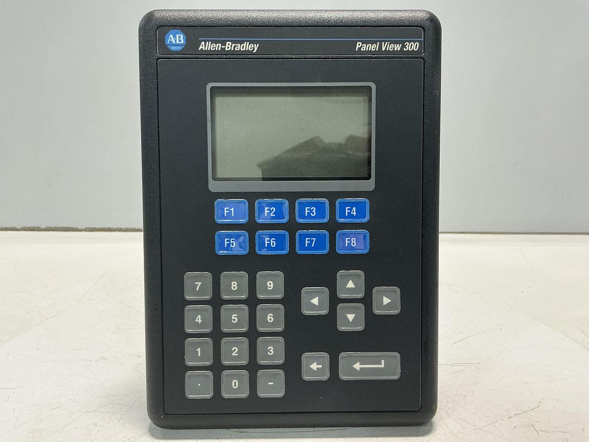 Used ALLEN BRADLEY 2711-K3A5L1