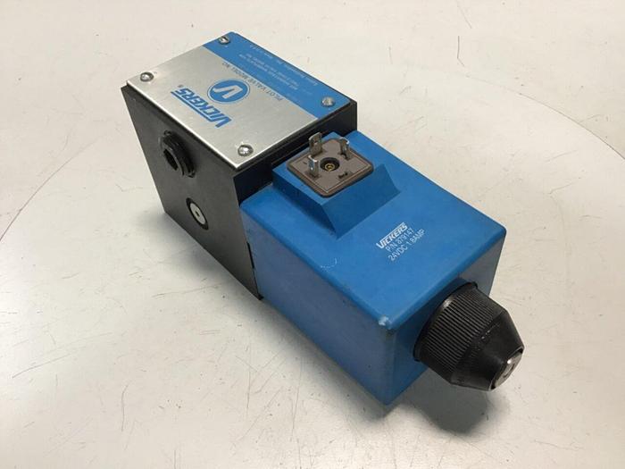 Used VICKERS Valve DG454012AUH60 #121969