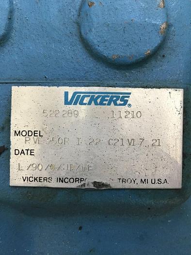 Used VICKERS Hydraulic Piston Pump PVE35QR122C21V1721 Used