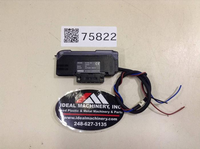 Used KEYENCE CORP Photoelectric Amplifier FS-V21R #75822