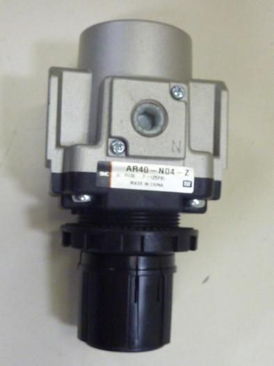 Used SMC Regulator AR40-N04-Z #66781