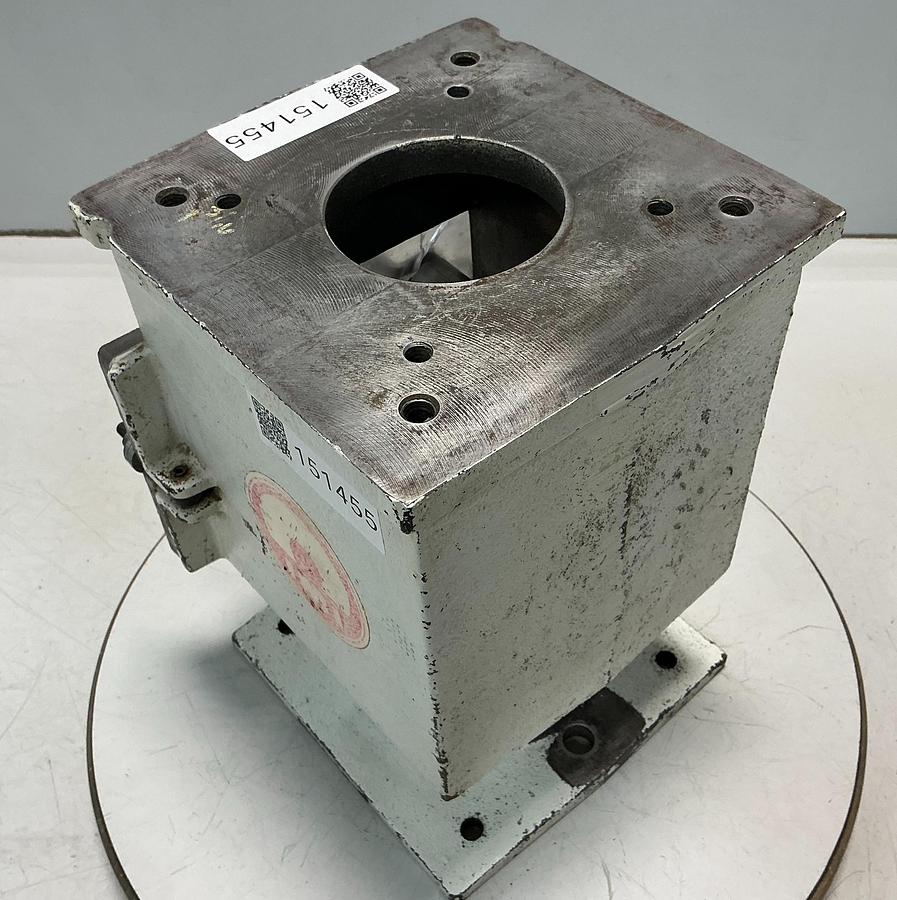 Used METAL FABRICATOR NO MODEL / NO TAG