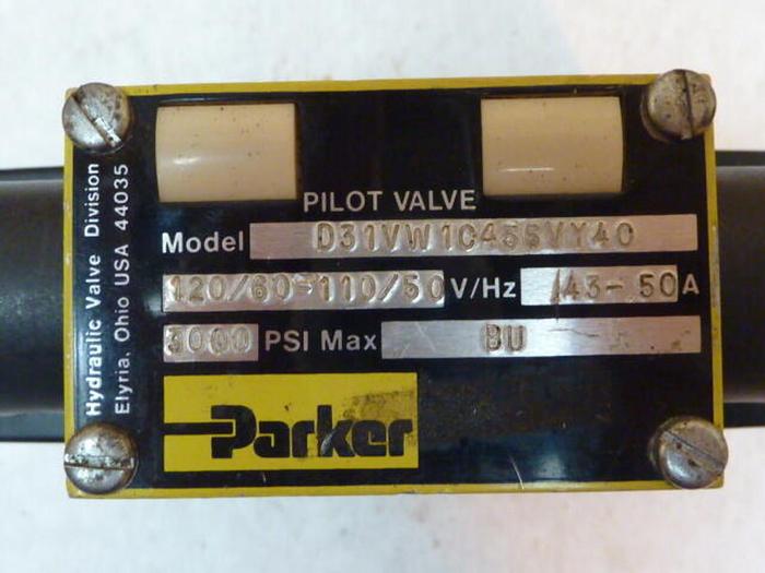 Used PARKER Pilot Valve D31VW1C456VY40 #33859