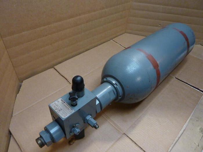 Used HYDAC Hydro-Pneumatic Accumulator 90494 #26785