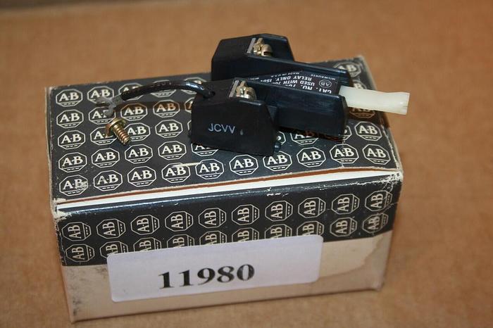 ALLEN BRADLEY Manual Actuator Relay 700-N7 #11980