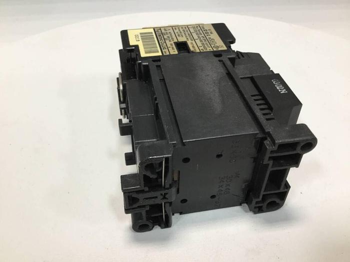 Used FUJI ELECTRIC Contactor SC-03/G SC11AG #97915