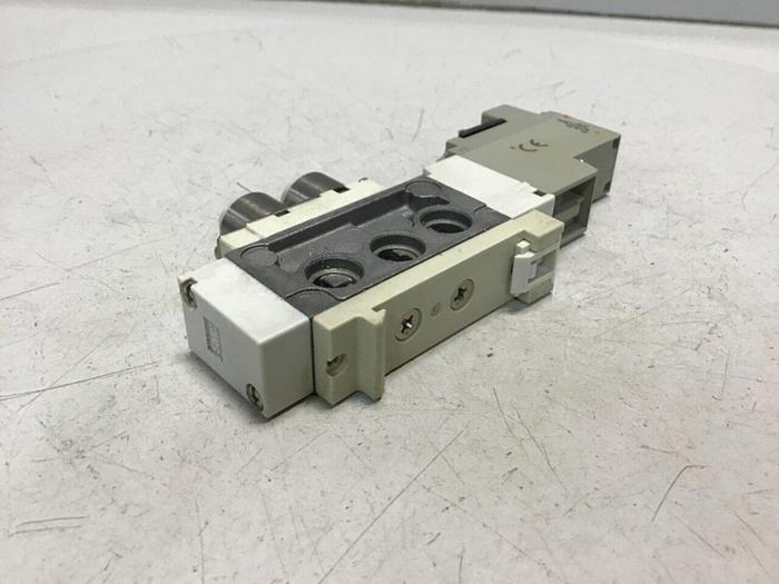 Used SMC Solenoid Valve SY5160-5Y0-C6-0 #124202