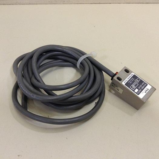 Used FUJI ELECTRIC Proximity Switch PEW-32L/N #69892