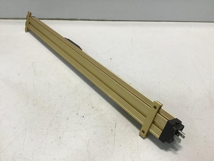 Used VISHAY Linear Transducer 138L18D103 #126064