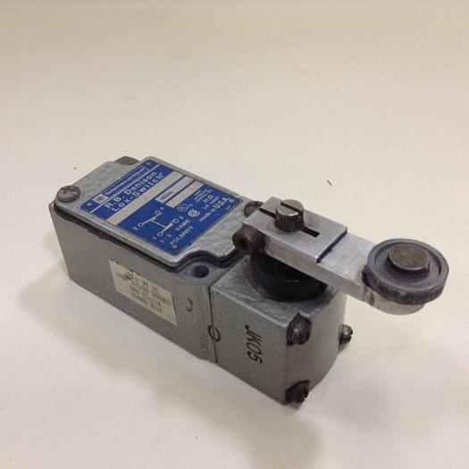 Used TELEMECANIQUE Lox-Switch C2JK05 #72940