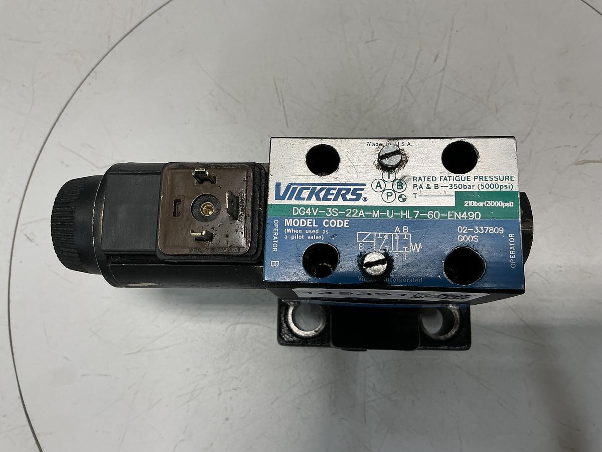 Used VICKERS DG4V-3S-22A-M-U-HL7-60-EN490