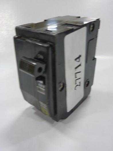 Used SQUARE D 15 Amp Circuit Breaker QO215 #27714
