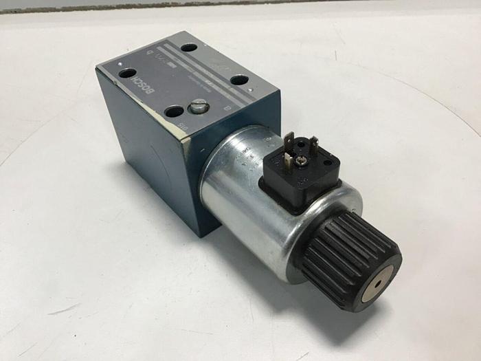 Used BOSCH Valve 0 810 001 754 USED