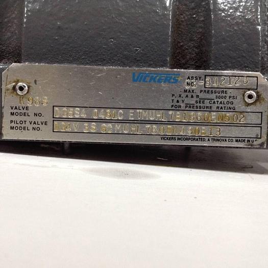 Used VICKERS Valve DG5S4-0431C-E-T-M-U-HL7-B13-60-EN502 #89855