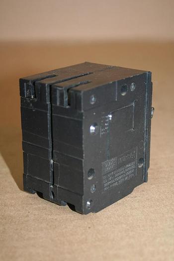 Used MURRAY 15 Amp Circuit Breaker MP152 #19381