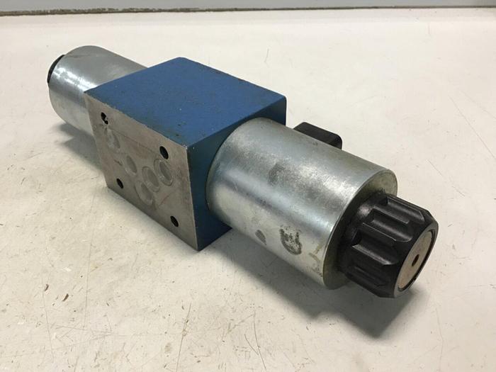 Used REXROTH Valve 4WE10U33/CG24N9K4 #135204