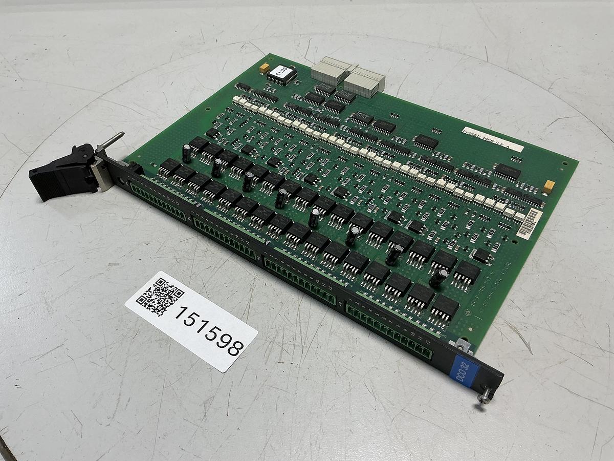 Used CINCINNATI MILACRON PC-P-90M-94V-0