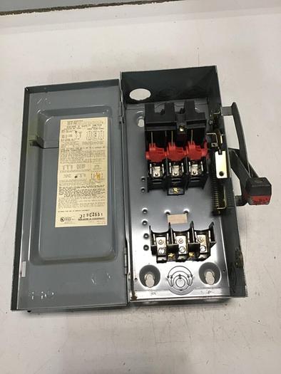Used SQUARE D 30 Amp Safety Disconnect Switch H361 E1 #138646