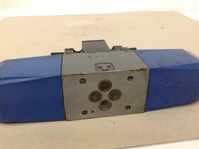 Used VICKERS Directional Control Valve DG4V36CMP7H750JA100 #70813