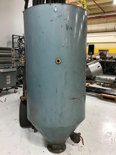 Used CONAIR FRANKLIN 735 LB Capacity Drying Hopper w/ Shutoff 1805390400 Used