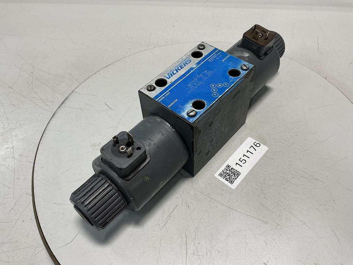 Used VICKERS DG4V 5 2CJ M U H6 20