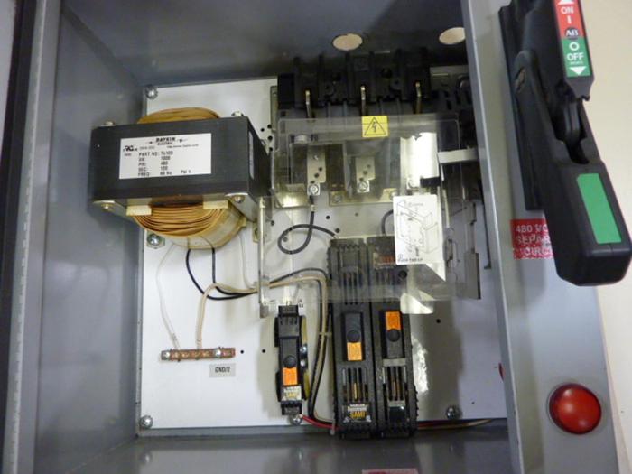 Used DAYKIN 1 kVA Transformer Disconnect STDAB1-05 #57892