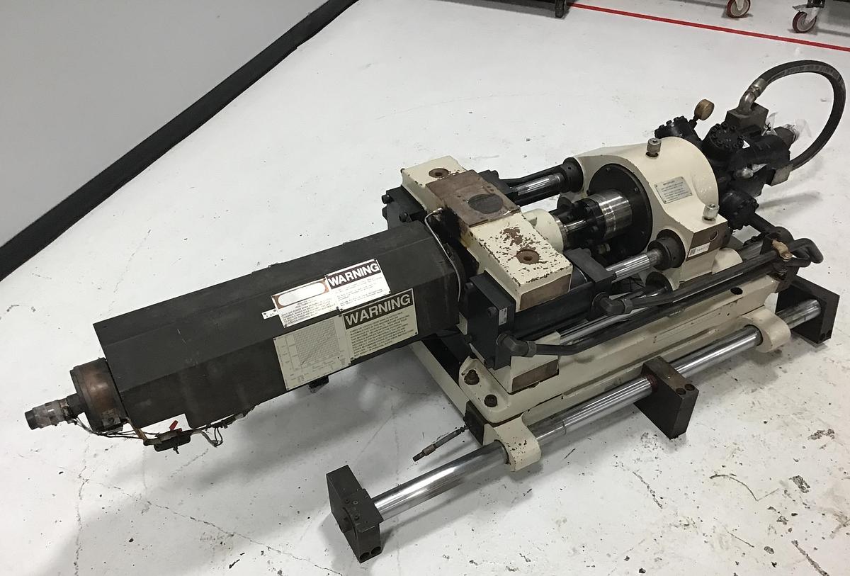 Used CINCINNATI MILACRON VT220-8 / IU 8 Oz Injection Unit Used #144072
