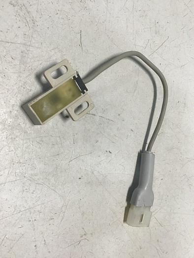 Used FUJI ELECTRIC Proximity Switch PE-B4D3 #128391
