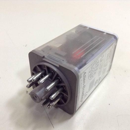 Used ALLEN BRADLEY Relay 700-HA33Z12 SER B #76325