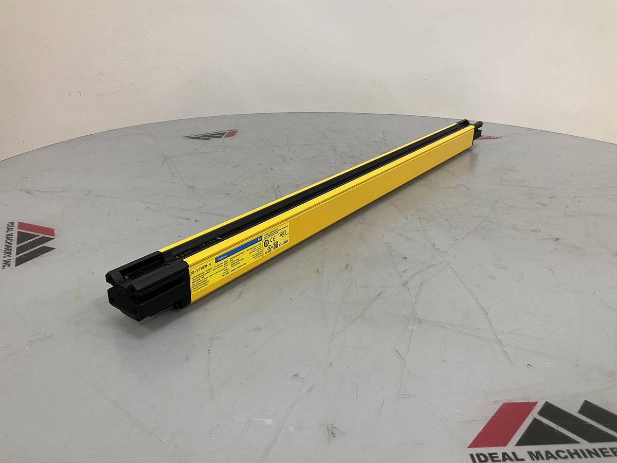 Used KEYENCE SL-V79FM-R