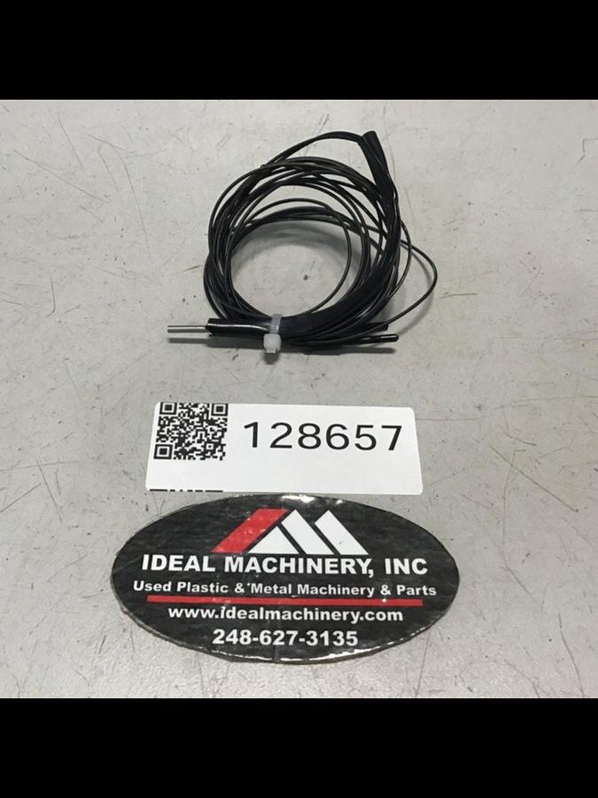 Used OMRON Fiber Optic Sensor E32-D32 Used