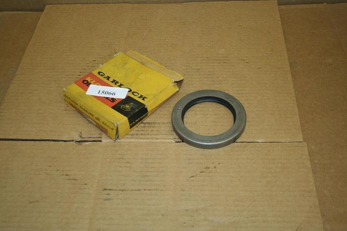 Used GARLOCK KLOZURE Oil Seal 21086X2270 Used