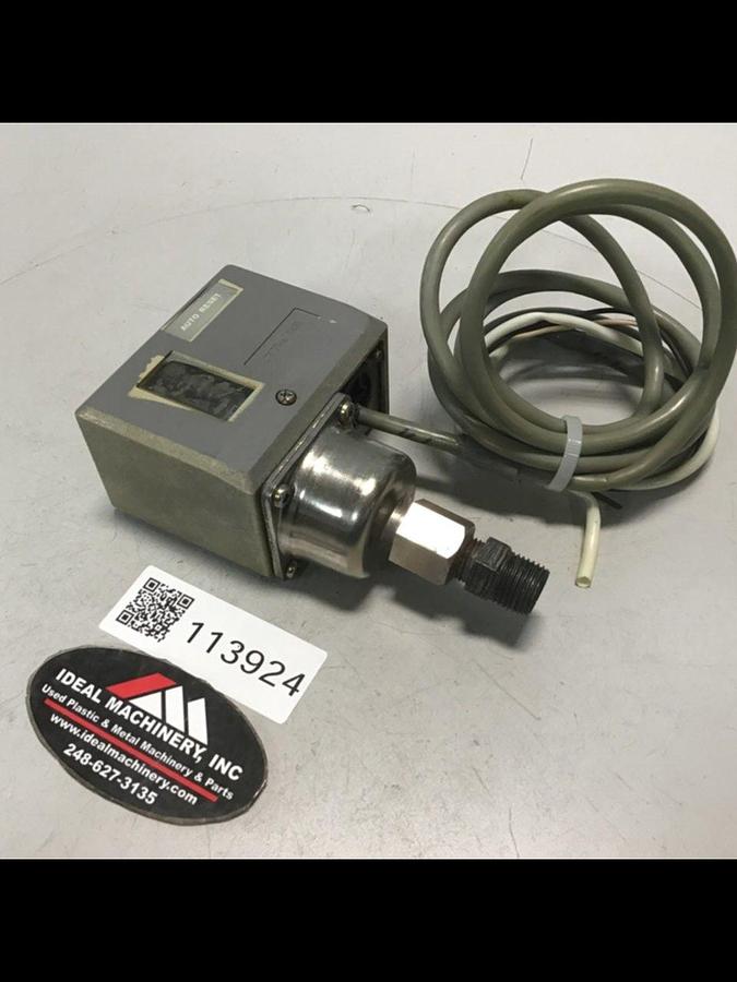 Used SAGINOMIYA SEISAKUSHO Pressure Control 41-14786 USED