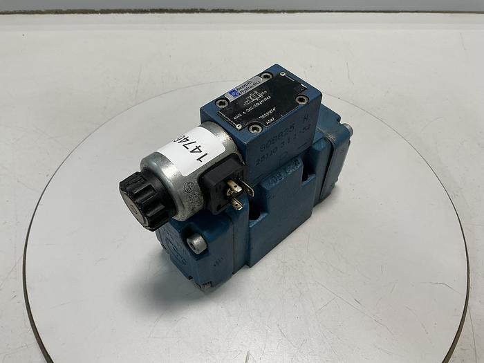 Used REXROTH 4WE 6 D62/EG24N9K4
